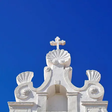 Villa Quadradinhos 3q 4 Bedrooms Private Pool Short Walk To The Praca *