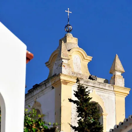 Quadradinhos 3q 4 Bedrooms Private Pool Short Walk To The Praca