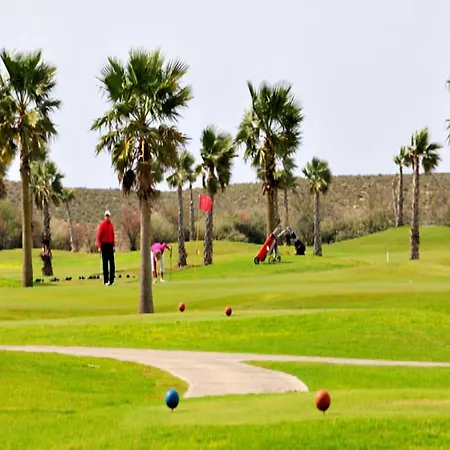 Villa Quadradinhos 3q 4 Bedrooms Private Pool Short Walk To The Praca